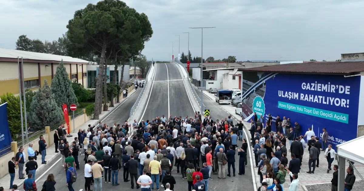 İzmir Gaziemir’e trafik nefesi